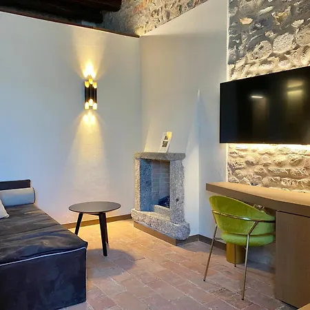 Relais Castello Di Casiglio Hotel
