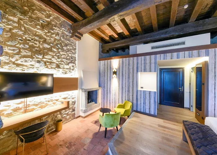Hotel Relais & Castello Di Casiglio Erba