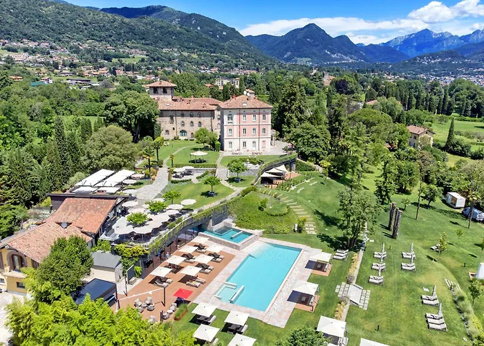 Relais & Castello Di Casiglio Hotel