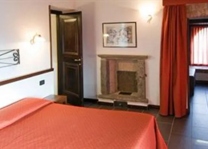 Hotel Relais & Castello Di Casiglio 4*