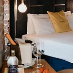ホテル Relais & Castello Di Casiglio 4*