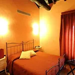 Relais & Castello Di Casiglio ホテル 4*