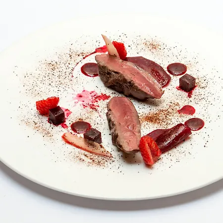 Relais & Castello Di Casiglio 酒店 4*