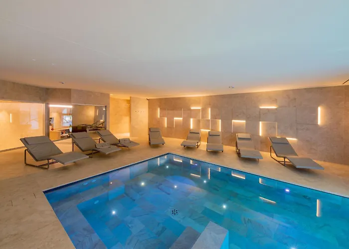 Relais & Castello Di Casiglio فندق إيربا