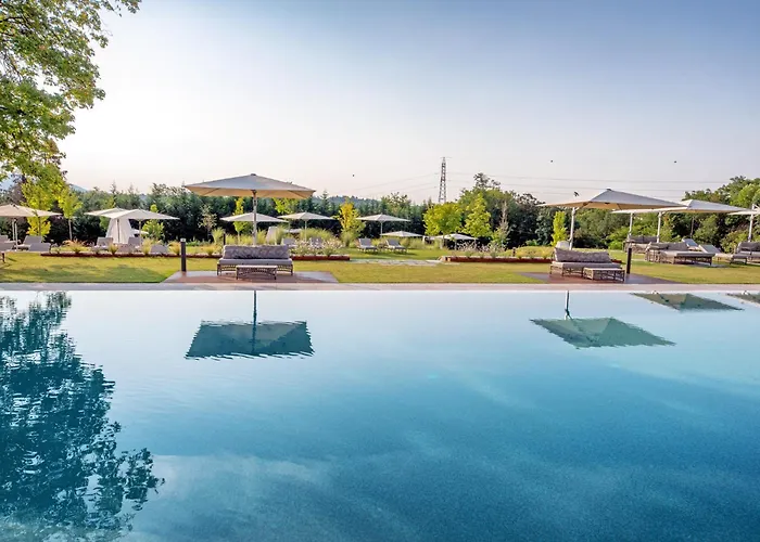 Relais & Castello Di Casiglio فندق إيربا