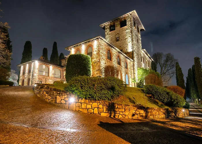Relais & Castello Di Casiglio 4* إيربا