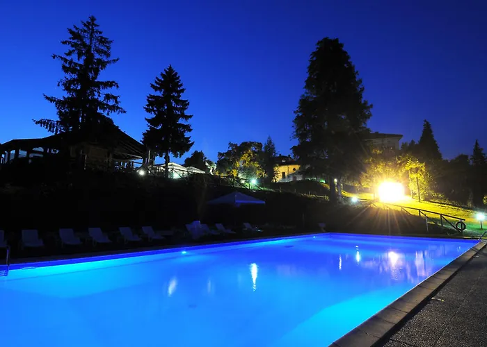 Relais & Castello Di Casiglio فندق إيربا