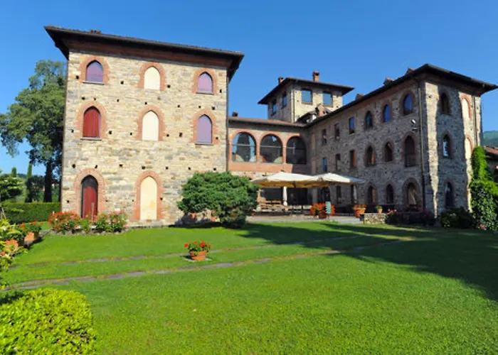 Relais & Castello Di Casiglio فندق