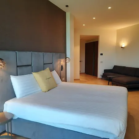 Relais Castello Di Casiglio 4*