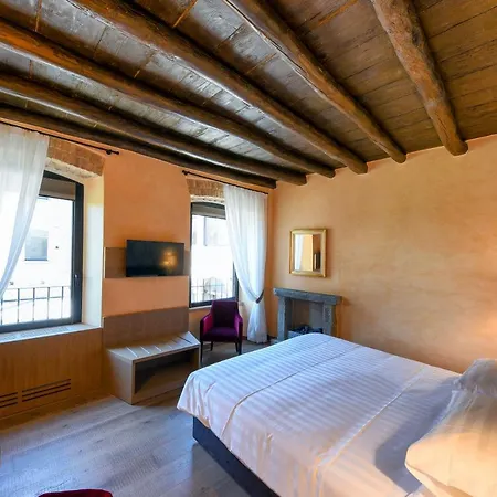 Relais Castello Di Casiglio